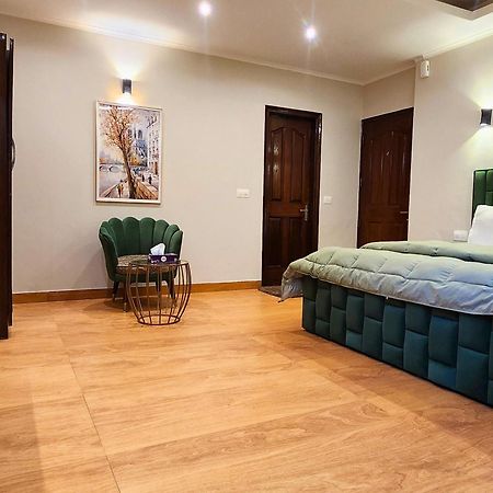 Hotel City Premier - Golf Course Road ,Gurgaon Ngoại thất bức ảnh